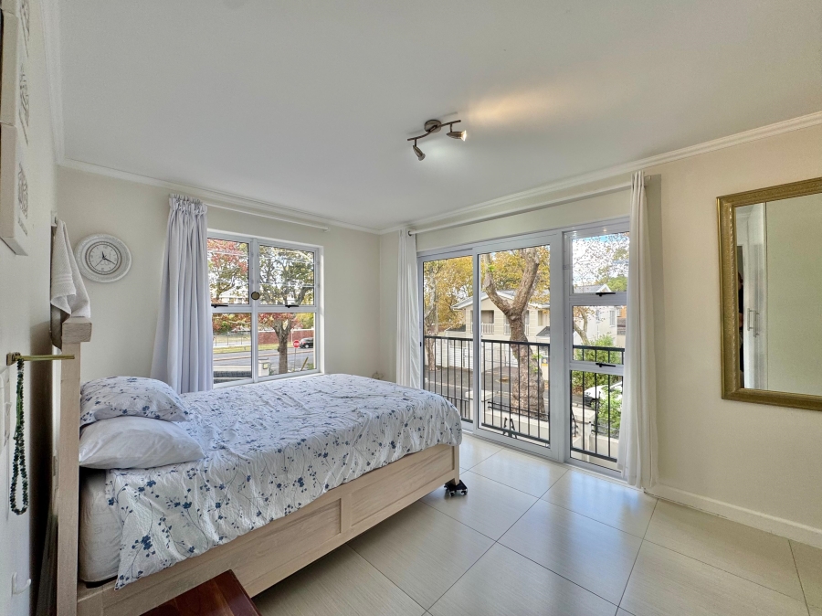 1 Bedroom Property for Sale in Kenilworth Western Cape